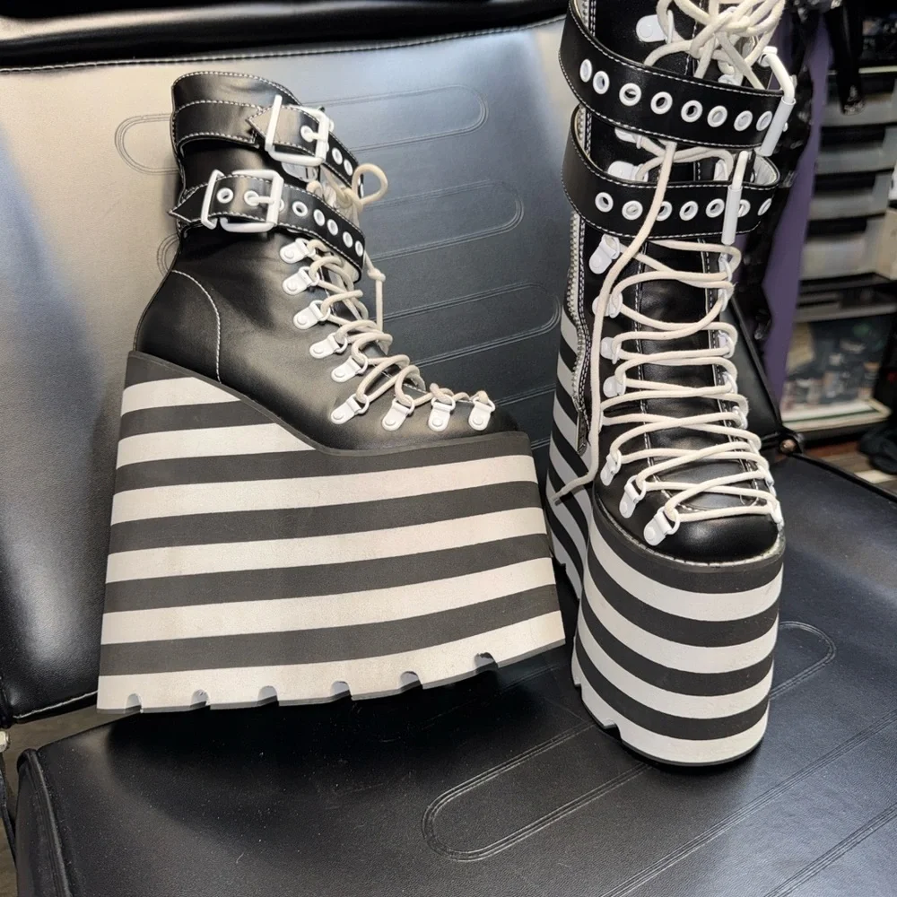 SOLD - Picture 11 of 16